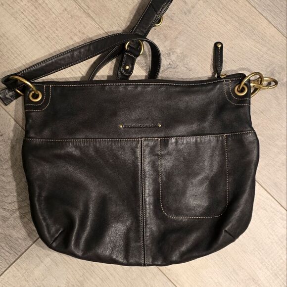 STONE MOUNTAIN BLACK LEATHER CROSSBODY BAG - Picture 3 of 9